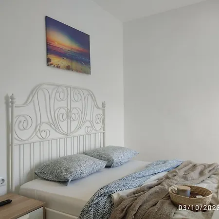 Budget Seaview For 5 * Peraía